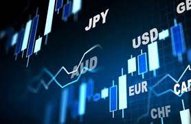 特朗普称美国的利率应该全球最低